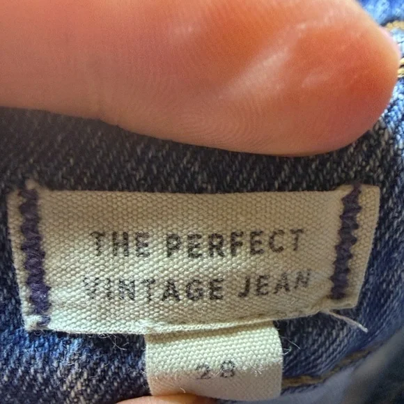 Madewell The Perfect Vintage Jean | High‑Rise Classic Blue Denim | Size 28 - Picture 6 of 6